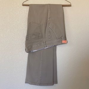 Women’s khaki pants